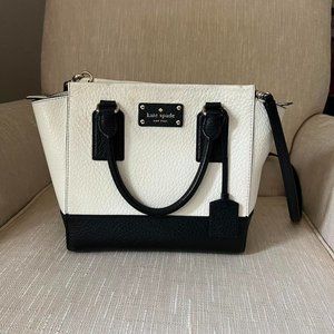 Kate Spade crossbody purse